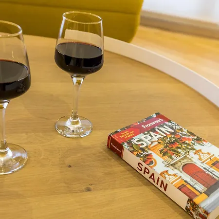 Alfonso Suites - 1 plaza de parking gratuita en los apartamentos de 4 y 7 huéspedes Appartement Saragosse