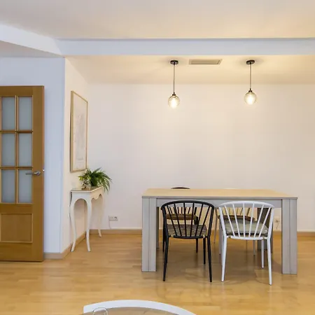 Apartamento Familiar Independiente Junto Al Pilar - Alfonso Suites