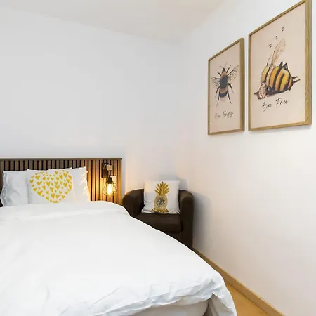 Alfonso Suites - 1 plaza de parking gratuita en los apartamentos de 4 y 7 huéspedes *