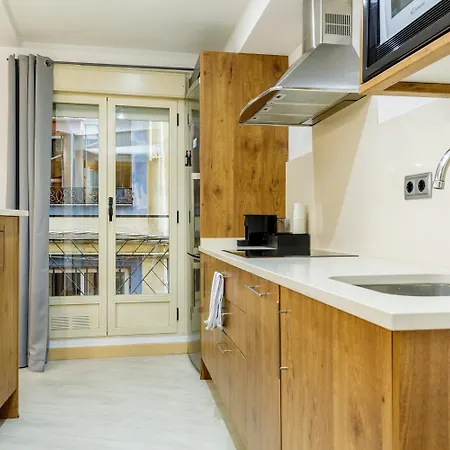 Alfonso Suites - 1 plaza de parking gratuita en los apartamentos de 4 y 7 huéspedes Appartement