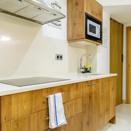 Alfonso - 1 Plaza De Parking Gratuita En De 4 Y 7 Huespedes Appartement Zaragoza