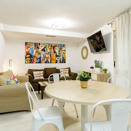 Appartement Alfonso - 1 Plaza De Parking Gratuita En De 4 Y 7 Huespedes Zaragoza