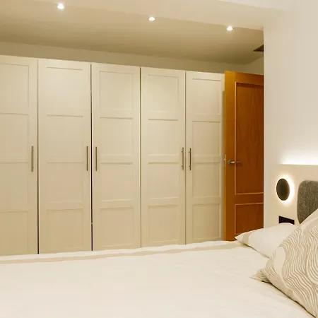 Alfonso Suites - 1 plaza de parking gratuita en los apartamentos de 4 y 7 huéspedes Appartement *