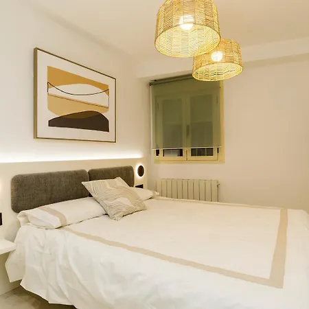 Alfonso Suites - 1 plaza de parking gratuita en los apartamentos de 4 y 7 huéspedes *