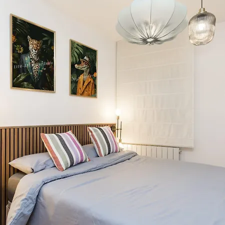 Apartamento Alfonso - 1 Plaza De Parking Gratuita En De 4 Y 7 Huéspedes Zaragoza