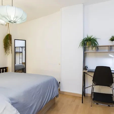 Apartamento Alfonso - 1 Plaza De Parking Gratuita En De 4 Y 7 Huéspedes Zaragoza
