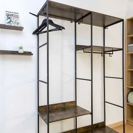 Alfonso - 1 Plaza De Parking Gratuita En De 4 Y 7 Huéspedes Apartamento Zaragoza