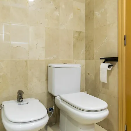 Apartamento Alfonso - 1 Plaza De Parking Gratuita En De 4 Y 7 Huéspedes *